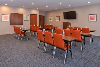 Holiday Inn Express Hotel & Suites Austin-(nw) Hwy 620 & 183