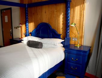 Cairn Hotel Newcastle Upon