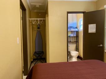 Motel Lakeside Inn And Cafe