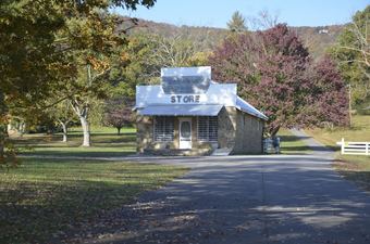 Mountain Cove Farms Resort