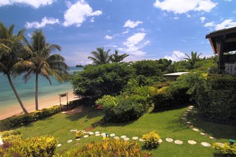 Hotel Coconut Grove Beachfront Cottages