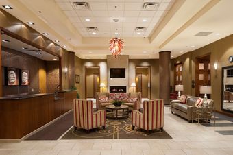 Doubletree By Hilton Hotel Bay City - Riverfront