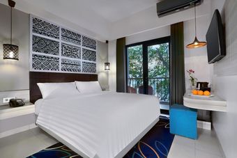 Hotel Aston Anyer Beach Resort