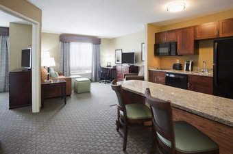 Grandstay Hotel And Suites Morris