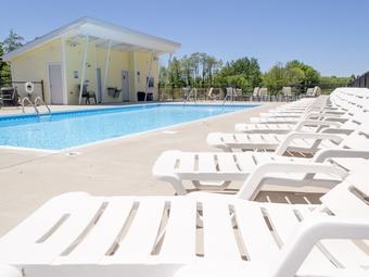 Hotel Sun N Sand Resort