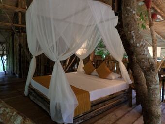 Cabana Saraii Village