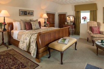 Bed & Breakfast Manor House Inn