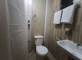 Nikita's Place Hotel