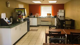 Hotel Super Inn And Suites Philadelphia