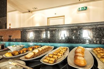 Iu Hotel Saurimo Rotunda