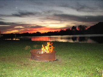 Cabana Sunset Pines Resort