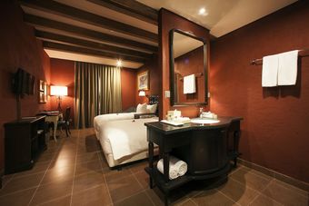 Hotel Mercure Danang French Village Bana Hills