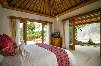 Hotel Pesantian Villa & Warung