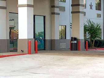 Motel 6 Houston, Tx- 249/ Willowbrook