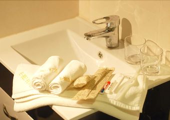 E-red Hotel Bayu Mutiara