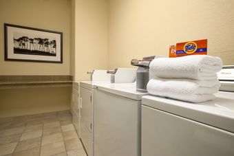 Hotel Country Inn & Suites By Radisson, Brunswick I-95, Ga