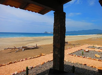 Hotel Punta Conejo Resort