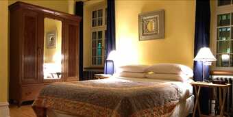 Bed & Breakfast Frontenac Club Inn