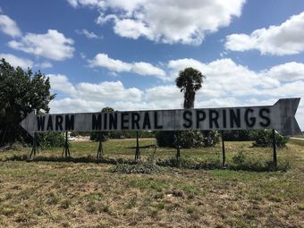 Warm Mineral Springs Motel