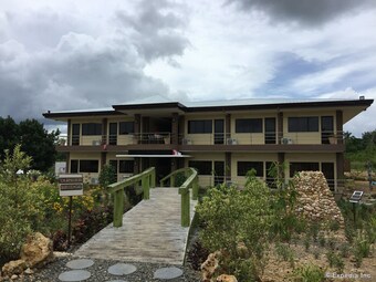 Hotel Alta Bohol Garden Resort