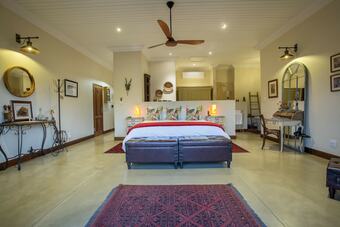 Posada Kambaku River Lodge