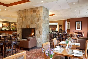Doubletree By Hilton Hotel Boston - Bedford Glen
