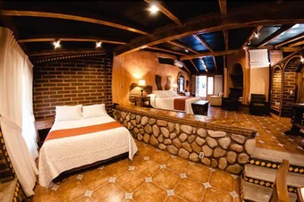 Hotel Estancia Villa Real