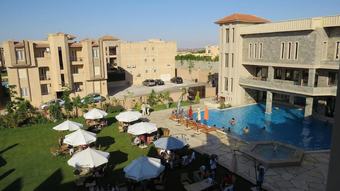 Panacea Hotel Borg El Arab