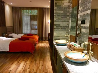 Hotel Moonlit Sky Resort