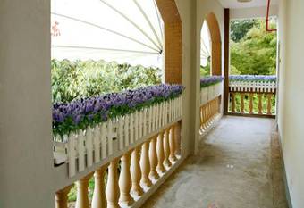 Posada Danxia Moutain Yuan Se Inn