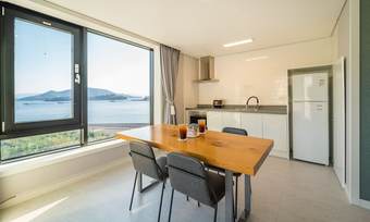 Arte Resort Spa & Pool Villa