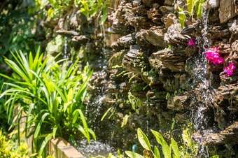 Hotel Poomvarin Resort