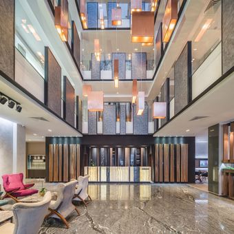 Sky Blue Hotel & Spa