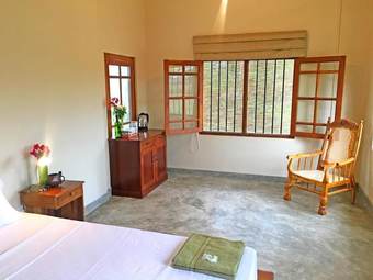 Hotel Captains Bird Safari Lodge