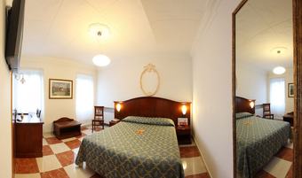 Hotel Ungheria Varese 1946