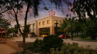 Hotel Top3 Lords Resort Bhavnagar