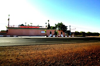 Hotel Le Jardin Des Roses