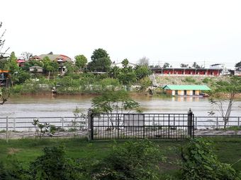 Hotel Baan Rimnam Resort