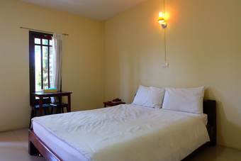 Hotel The Palm Resort