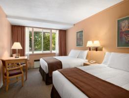 Motel Victoria Airport Travelodge