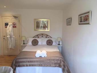 The Rocks Bed & Breakfast