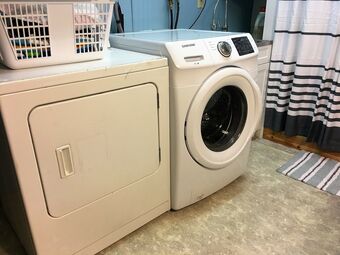 To Stays - Waterfront Lake House Retreat