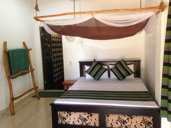 Hotel Red Elephant Safari Cottage