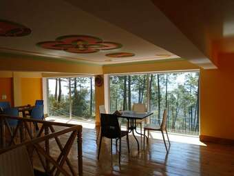 Hotel Gopal Binsar Retreat
