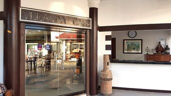 Hotel Veranda Suites And Restaurant