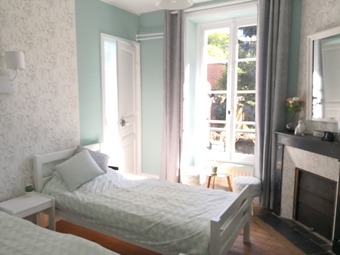 Bed & Breakfast Maison Courbarien