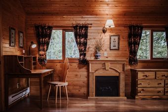 Hotel Big Creek Lodge - Working Guest Ranch