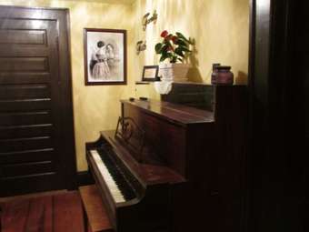 Whole Hearts Bed And Breakfast - Adults Only