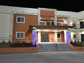 Hotel The Residency Suites