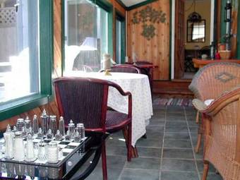 Hostal Salty Towers Ocean Front Cottages